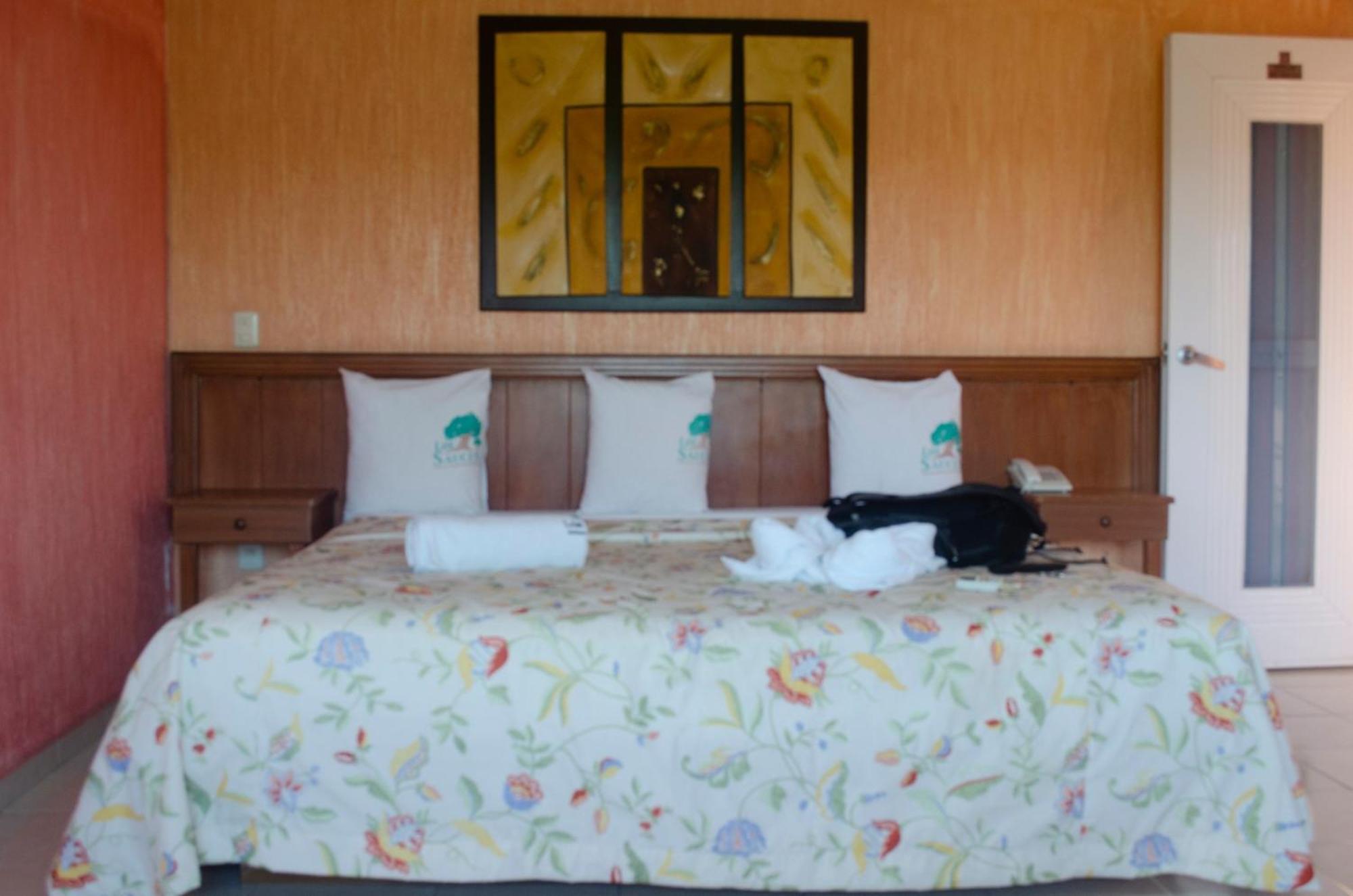 Hotel Los Sauces Oaxtepec Dış mekan fotoğraf